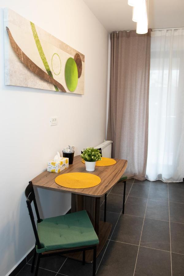 Lazo Two Room- Luxury Apartment Букурещ Екстериор снимка