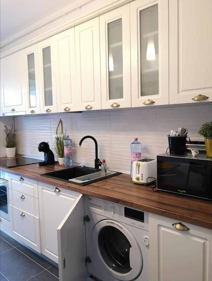 Lazo Two Room- Luxury Apartment Букурещ Екстериор снимка