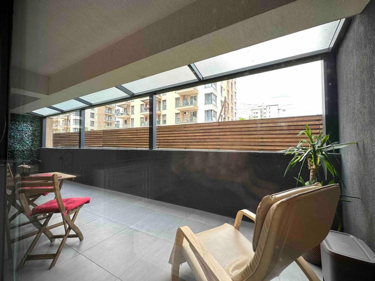 Lazo Two Room- Luxury Apartment Букурещ Екстериор снимка